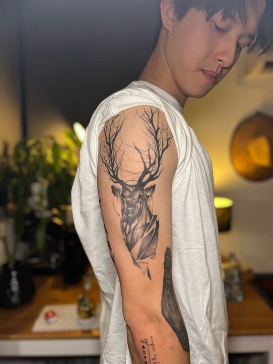Deer on the upper arm